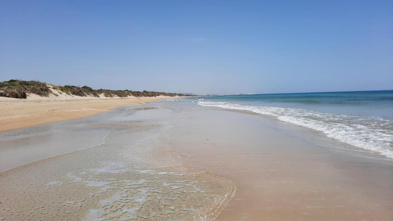 I Due Carrubi Villa Ostuni Bagian luar foto