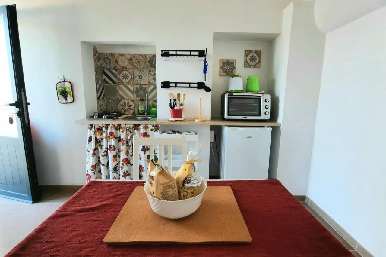 I Due Carrubi Villa Ostuni Bagian luar foto